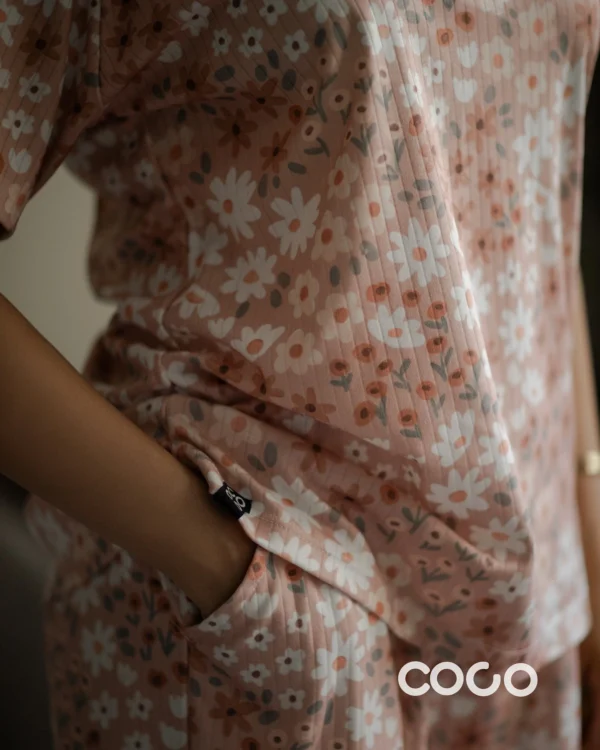 تیشرت و شلوار بگ و هدبند coco