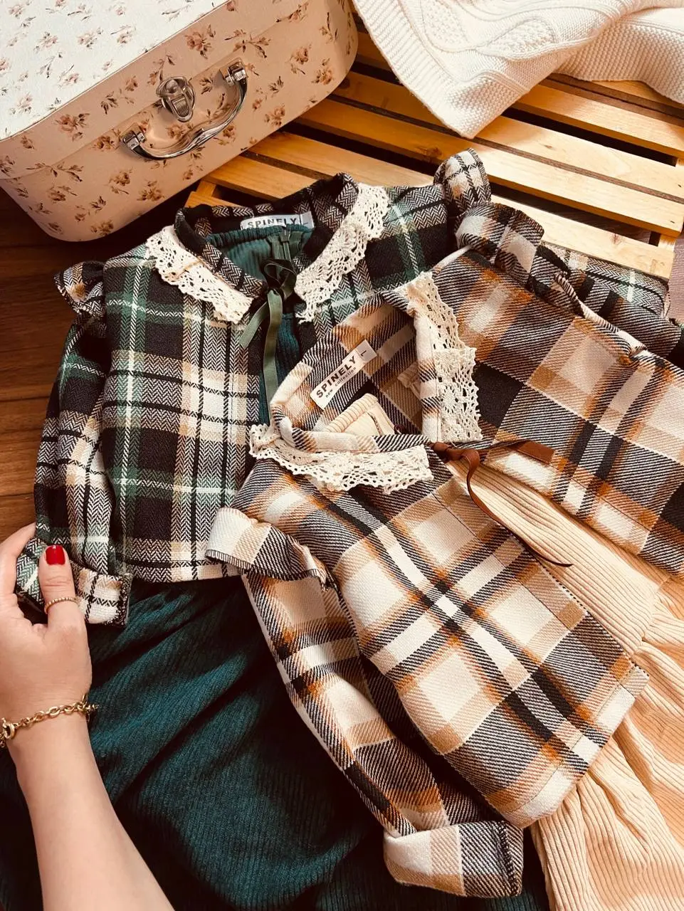 کت سارافون اسپینلی کت سارافون اسپینلی